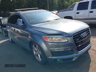 ✅ 2008 Audi Q7 Premium • VIN: WA1EV74L58D028945 • Lot: 42681836. Wystawiony na IAAI z przebiegiem 156 196 mil. Bezpłatny archiwum sprzedaży aukcyjnych z USA i szczegółowy raport historii pojazdu na DreamBid. Zdjęcie 1.