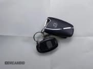 ✅ 2014 Hyundai Santa Fe • VIN: 5XYZWDLA8EG174613 • Лот: 43680209. Опубликован ранее на IAAI с пробегом 269 810 миль. Бесплатный доступ к архиву аукционных продаж из США и подробный отчёт об истории автомобиля на DreamBid. Изображение 11.