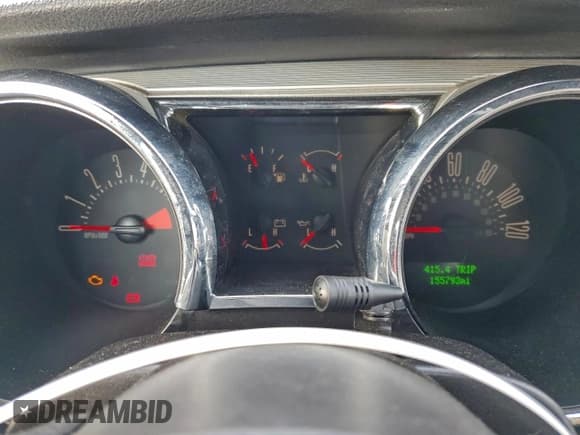 ✅ 2006 Ford Mustang Standard • VIN: 1ZVFT84N365169802 • Lot: 95186385. Listed on Copart with 155,793 mi. Free auction sales archive from the USA and detailed vehicle history report at DreamBid. Image 9.