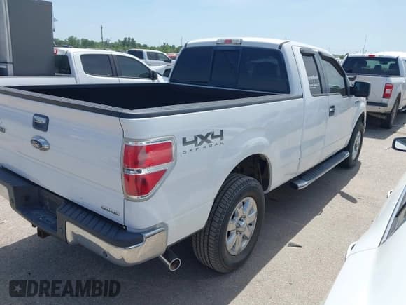 ✅ 2013 Ford F-150 XLT • VIN: 1FTFX1EF1DFC14393 • Лот: 42252594. Опубликован ранее на IAAI с пробегом 174 745 миль. Бесплатный доступ к архиву аукционных продаж из США и подробный отчёт об истории автомобиля на DreamBid. Изображение 4.