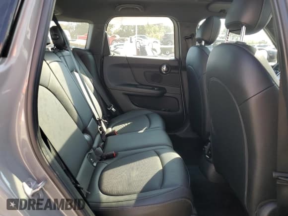 ✅ 2021 MINI Countryman Oxford Edition • VIN: WMZ23BR07M3M79228 • Lot: 72582534. Listed on Copart with 38,678 mi. Free auction sales archive from the USA and detailed vehicle history report at DreamBid. Image 10.