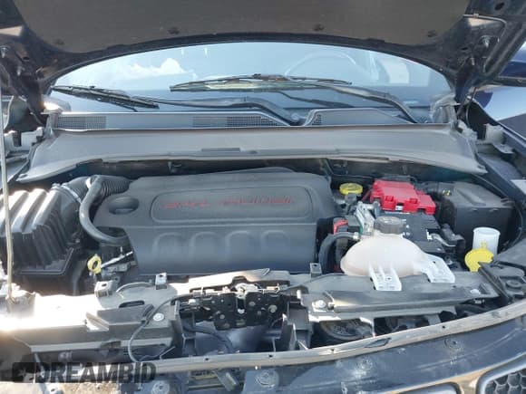 ✅ 2020 Jeep Compass Limited • VIN: 3C4NJDCB9LT197152 • Lot: 43634689. Wystawiony na IAAI z przebiegiem 33 247 mil. Bezpłatny archiwum sprzedaży aukcyjnych z USA i szczegółowy raport historii pojazdu na DreamBid. Zdjęcie 10.