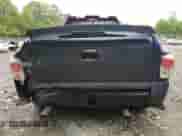 2001 Chevrolet Silverado 1500 LT z VIN 1GCEC19T31Z192995, wystawiony jako Copart lot #55569865 z przebiegiem 238 730 mil mil oraz Szkoda całkowita • Salvage title. Historia ofert i sprzedaży dostępna na DreamBid. Obrazek 6.