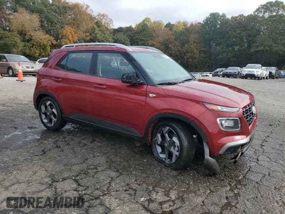 ✅ 2024 Hyundai Venue SEL • VIN: KMHRC8A31RU315915 • Lot: 77628814. Listed on Copart with 19,690 mi. Free auction sales archive from the USA and detailed vehicle history report at DreamBid. Image 4.