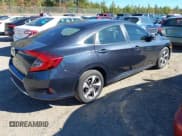 ✅ 2019 Honda Civic LX • VIN: 2HGFC2F62KH548929 • Lot: 43408191. Wystawiony na IAAI z przebiegiem 72 291 mil. Bezpłatny archiwum sprzedaży aukcyjnych z USA i szczegółowy raport historii pojazdu na DreamBid. Zdjęcie 4.