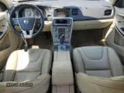 ✅ 2012 Volvo S60 T5 • VIN: YV1622FS3C2087310 • Лот: 62550925. Опубликован ранее на Copart с пробегом 75 438 миль. Бесплатный доступ к архиву аукционных продаж из США и подробный отчёт об истории автомобиля на DreamBid. Изображение 8.