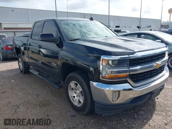 ✅ 2017 Chevrolet Silverado 1500 LT • VIN: 1GCRCREH8HZ293199 • Лот: 42698696. Опубликован ранее на IAAI с пробегом 77 393 миль. Бесплатный доступ к архиву аукционных продаж из США и подробный отчёт об истории автомобиля на DreamBid. Изображение 1.