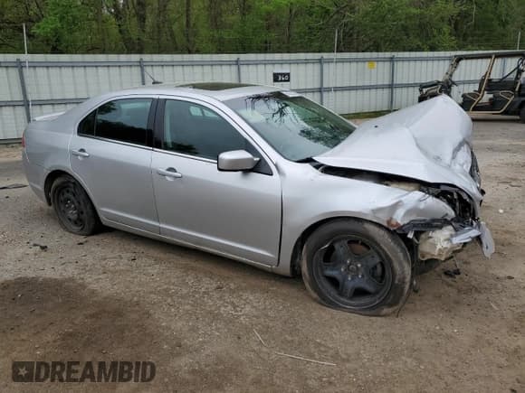 ✅ 2011 Mercury Milan • VIN: 3MEHM0HA3BR604115 • Лот: 50923375. Опубликован ранее на Copart с пробегом 247 534 миль. Бесплатный доступ к архиву аукционных продаж из США и подробный отчёт об истории автомобиля на DreamBid. Изображение 4.