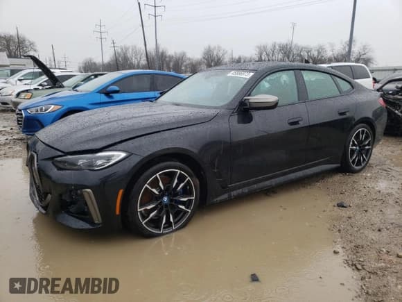 ✅ 2022 BMW i4 M50 • VIN: WBY33AW07PFP30186 • Лот: 45886973. Опубликован ранее на Copart с пробегом Не указан. Бесплатный доступ к архиву аукционных продаж из США и подробный отчёт об истории автомобиля на DreamBid. Изображение 1.