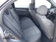 ✅ 2008 Chevrolet Aveo LS • VIN: KL1TD56678B252877 • Lot: 41755364. Wystawiony na IAAI z przebiegiem 127 186 mil. Bezpłatny archiwum sprzedaży aukcyjnych z USA i szczegółowy raport historii pojazdu na DreamBid. Zdjęcie 8.