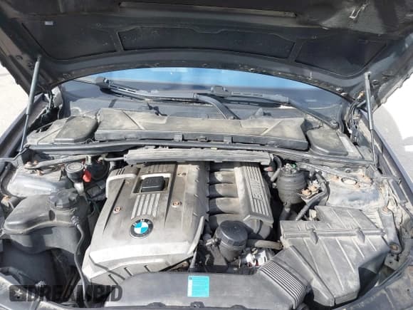 ✅ 2006 BMW 3 Series 330xi • VIN: WBAVD33516KV63460 • Lot: 43704840. Wystawiony na IAAI z przebiegiem 177 860 mil. Bezpłatny archiwum sprzedaży aukcyjnych z USA i szczegółowy raport historii pojazdu na DreamBid. Zdjęcie 10.