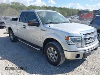 ✅ 2014 Ford F-150 XL • VIN: 1FTFX1ET7EFC29083 • Lot: 43135777. Wystawiony na IAAI z przebiegiem 193 398 mil. Bezpłatny archiwum sprzedaży aukcyjnych z USA i szczegółowy raport historii pojazdu na DreamBid. Zdjęcie 1.