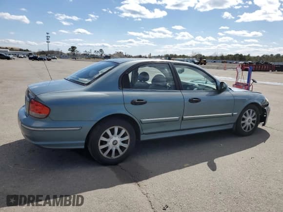 ✅ 2004 Hyundai Sonata GLS • VIN: KMHWF35H64A062149 • Lot: 51900365. Listed on Copart with 178,444 mi. Free auction sales archive from the USA and detailed vehicle history report at DreamBid. Image 3.