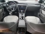 ✅ 2023 Volkswagen Arteon SEL Premium R-Line • VIN: WVWTR7AN0PE013835 • Lot: 63396775. Wystawiony na Copart z przebiegiem 23 385 mil. Bezpłatny archiwum sprzedaży aukcyjnych z USA i szczegółowy raport historii pojazdu na DreamBid. Zdjęcie 8.