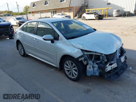 ✅ 2023 Toyota Corolla Hybrid LE • VIN: JTDBCMFE0P3011518 • Лот: 43378780. Опубликован ранее на IAAI с пробегом 65 362 миль. Бесплатный доступ к архиву аукционных продаж из США и подробный отчёт об истории автомобиля на DreamBid. Изображение 1.