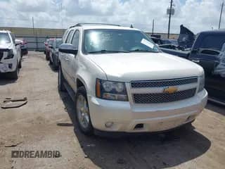 2013 Chevrolet Tahoe LTZ with VIN 1GNSCCE01DR115533, listed as a IAAI auction lot 42515922 with 175,078 mi miles and . Bid and sale history available at DreamBid. Image 1.