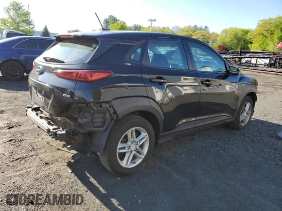 2019 Hyundai Kona SE z VIN KM8K1CAA4KU365304, wystawiony jako Copart lot #50527683 z przebiegiem 66 037 mil mil oraz . Historia ofert i sprzedaży dostępna na DreamBid. Obrazek 3.