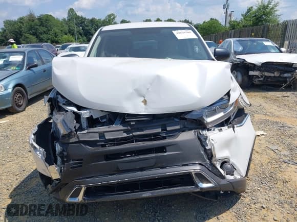 ✅ 2020 Mitsubishi Outlander ES • VIN: JA4AZ3A38LZ046271 • Лот: 42829205. Опубликован ранее на IAAI с пробегом 86 082 миль. Бесплатный доступ к архиву аукционных продаж из США и подробный отчёт об истории автомобиля на DreamBid. Изображение 12.