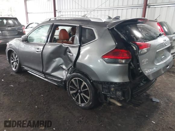 ✅ 2017 Nissan Rogue SV • VIN: JN8AT2MT5HW149030 • Lot: 42410834. Listed on IAAI with 97,560 mi. Free auction sales archive from the USA and detailed vehicle history report at DreamBid. Image 3.