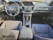 ✅ 2015 Honda Accord Sport • VIN: 1HGCR2F53FA801947 • Lot: 92854305. Wystawiony na Copart z przebiegiem 238 600 mil. Bezpłatny archiwum sprzedaży aukcyjnych z USA i szczegółowy raport historii pojazdu na DreamBid. Zdjęcie 8.