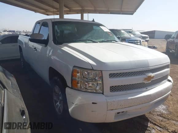 2008 Chevrolet Silverado 1500 Work Truck with VIN 1GCEC19J68E169856, listed as a IAAI auction lot 41690536 with 470,332 mi miles and . Bid and sale history available at DreamBid. Image 1.