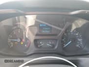 ✅ 2017 Ford Transit XL • VIN: 1FBZX2ZM8HKA52436 • Lot: 92472185. Wystawiony na Copart z przebiegiem 184 439 mil. Bezpłatny archiwum sprzedaży aukcyjnych z USA i szczegółowy raport historii pojazdu na DreamBid. Zdjęcie 9.