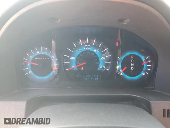 ✅ 2010 Ford Fusion SE • VIN: 3FAHP0HA2AR323887 • Lot: 53190995. Listed on Copart with 243,153 mi. Free auction sales archive from the USA and detailed vehicle history report at DreamBid. Image 9.