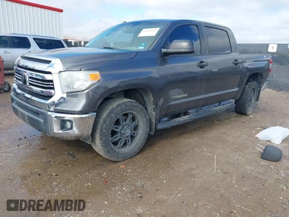 ✅ 2016 Toyota Tundra SR5 • VIN: 5TFEM5F13GX109478 • Lot: 41465449. Listed on IAAI with 99,052 mi. Free auction sales archive from the USA and detailed vehicle history report at DreamBid. Image 2.