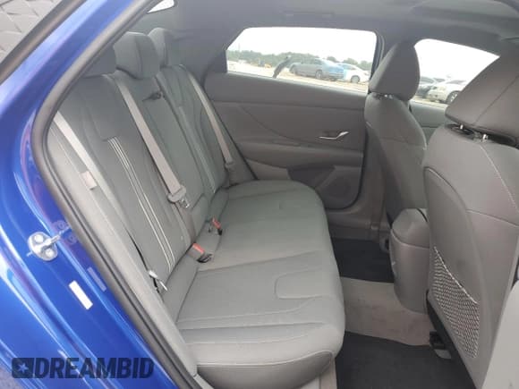 ✅ 2025 Hyundai Elantra SEL Convenience • VIN: KMHLS4DG9SU890348 • Lot: 81773765. Listed on Copart with 12,472 mi. Free auction sales archive from the USA and detailed vehicle history report at DreamBid. Image 10.