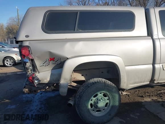 ✅ 2006 Chevrolet Silverado 2500HD LT1 • VIN: 1GCHK29U46E223538 • Лот: 43707009. Опубликован ранее на IAAI с пробегом 170 617 миль. Бесплатный доступ к архиву аукционных продаж из США и подробный отчёт об истории автомобиля на DreamBid. Изображение 19.