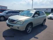 ✅ 2007 Lexus RX 400h • VIN: JTJHW31U472027119 • Lot: 42996800. Wystawiony na IAAI z przebiegiem 304 880 mil. Bezpłatny archiwum sprzedaży aukcyjnych z USA i szczegółowy raport historii pojazdu na DreamBid. Zdjęcie 2.