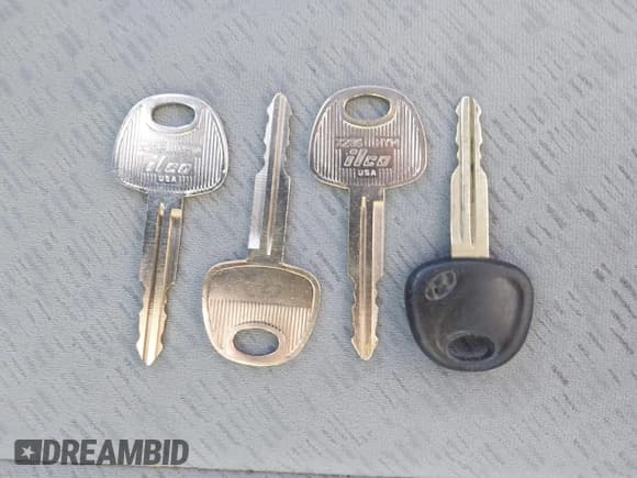 ✅ 2005 Hyundai Elantra GLS • VIN: KMHDN46D65U931974 • Lot: 42852089. Wystawiony na IAAI z przebiegiem 182 161 mil. Bezpłatny archiwum sprzedaży aukcyjnych z USA i szczegółowy raport historii pojazdu na DreamBid. Zdjęcie 11.