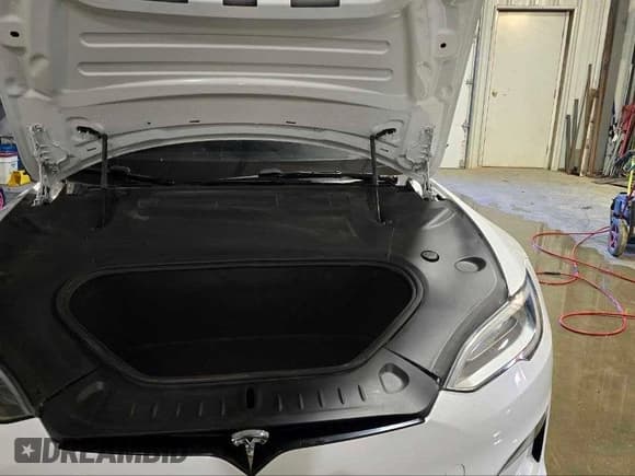 ✅ 2021 Tesla Model S Plaid • VIN: 5YJSA1E62MF438292 • Lot: 43340495. Listed on Copart with 11,795 mi. Free auction sales archive from the USA and detailed vehicle history report at DreamBid. Image 7.
