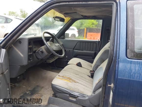 1991 Dodge Dakota с VIN 1B7FL23X4MS344642, выставлен на аукционе IAAI как лот 42613617 с пробегом 180 115 миль миль и . История ставок и продаж доступна на DreamBid. Изображение 5.