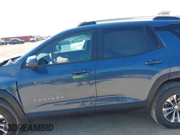 2025 Chevrolet Equinox FWD LT с VIN 3GNAXHEGXSL187569, выставлен на аукционе IAAI как лот 42381912 с пробегом 16 032 миль миль и . История ставок и продаж доступна на DreamBid. Изображение 14.