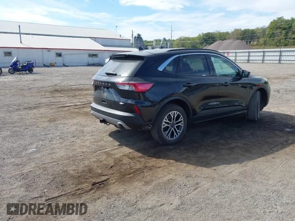 ✅ 2020 Ford Escape SEL • VIN: 1FMCU9H99LUA07546 • Lot: 43383389. Wystawiony na IAAI z przebiegiem 42 374 mil. Bezpłatny archiwum sprzedaży aukcyjnych z USA i szczegółowy raport historii pojazdu na DreamBid. Zdjęcie 4.