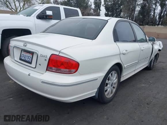 2004 Hyundai Sonata GLS с VIN KMHWF35H64A946091, выставлен на аукционе IAAI как лот 41871059 с пробегом 150 658 миль миль и . История ставок и продаж доступна на DreamBid. Изображение 4.