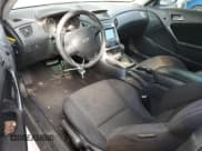 ✅ 2012 Hyundai Genesis Coupe 2.0T • VIN: KMHHT6KD9CU067265 • Lot: 78896364. Wystawiony na Copart z przebiegiem 91 879 mil. Bezpłatny archiwum sprzedaży aukcyjnych z USA i szczegółowy raport historii pojazdu na DreamBid. Zdjęcie 8.