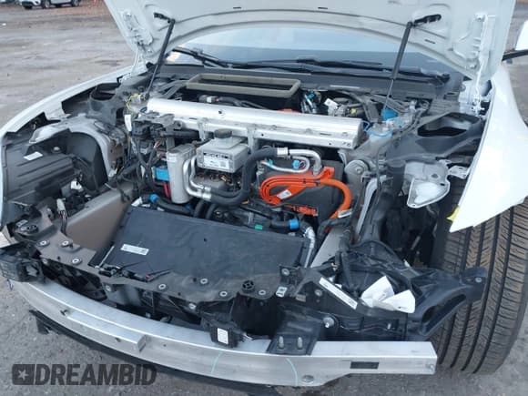 ✅ 2022 Tesla Model S • VIN: 5YJSA1E51NF471311 • Lot: 43680446. Wystawiony na IAAI z przebiegiem 58 632 mil. Bezpłatny archiwum sprzedaży aukcyjnych z USA i szczegółowy raport historii pojazdu na DreamBid. Zdjęcie 6.