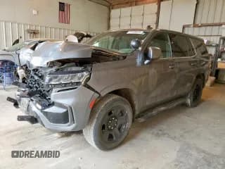 ✅ 2022 Chevrolet Tahoe Commercial • VIN: 1GNSCLED8NR264512 • Лот: 71120475. Опубликован ранее на Copart с пробегом 15 902 миль. Бесплатный доступ к архиву аукционных продаж из США и подробный отчёт об истории автомобиля на DreamBid. Изображение 1.