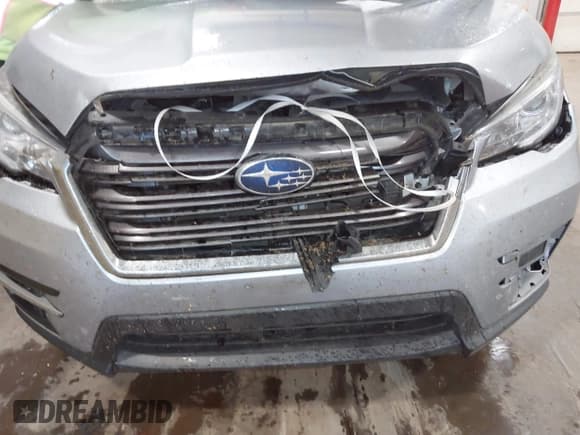 ✅ 2019 Subaru Ascent Premium • VIN: 4S4WMAHD6K3451846 • Lot: 43445583. Listed on IAAI with 98,678 mi. Free auction sales archive from the USA and detailed vehicle history report at DreamBid. Image 17.