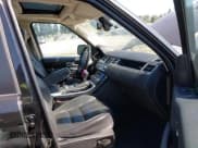 ✅ 2010 Land Rover Range Rover Sport HSE Lux • VIN: SALSK2D47AA238928 • Lot: 42762024. Wystawiony na IAAI z przebiegiem 265 751 mil. Bezpłatny archiwum sprzedaży aukcyjnych z USA i szczegółowy raport historii pojazdu na DreamBid. Zdjęcie 5.