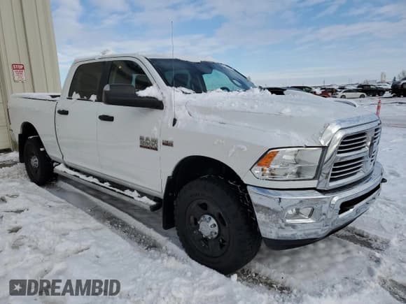 ✅ 2018 Ram 2500 SLT • VIN: 3C6TR5DT7JG279102 • Lot: 81740714. Listed on Copart with 122,214 mi. Free auction sales archive from the USA and detailed vehicle history report at DreamBid. Image 4.