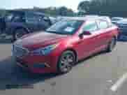 2015 Hyundai Sonata SE with VIN 5NPE24AF5FH221454, listed as a IAAI auction lot 43285695 with 128,631 mi miles and . Bid and sale history available at DreamBid. Image 2.