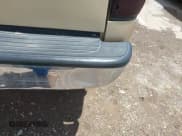 ✅ 2004 Toyota Tacoma • VIN: 5TEWN72N24Z400709 • Lot: 42587330. Wystawiony na IAAI z przebiegiem 279 453 mil. Bezpłatny archiwum sprzedaży aukcyjnych z USA i szczegółowy raport historii pojazdu na DreamBid. Zdjęcie 17.