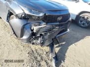 ✅ 2024 Toyota Highlander LE • VIN: 5TDKDRBH3RS531823 • Лот: 41769437. Опубликован ранее на IAAI с пробегом 27 754 миль. Бесплатный доступ к архиву аукционных продаж из США и подробный отчёт об истории автомобиля на DreamBid. Изображение 6.