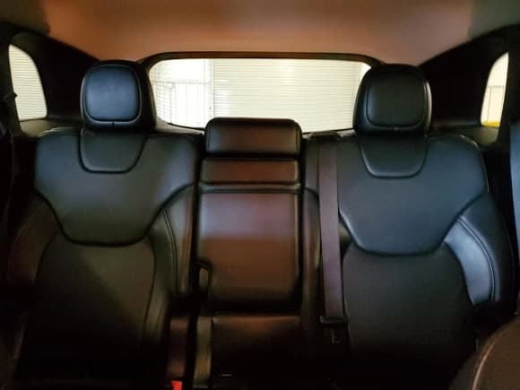 ✅ 2018 Jeep Cherokee Limited • VIN: 1C4PJMDBXJD559998 • Lot: 59807015. Wystawiony na Copart z przebiegiem 144 616 mil. Bezpłatny archiwum sprzedaży aukcyjnych z USA i szczegółowy raport historii pojazdu na DreamBid. Zdjęcie 10.