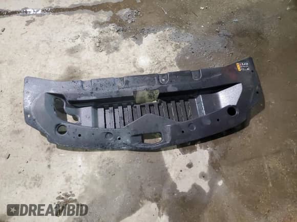 2024 Chevrolet Blazer LT z VIN 3GNKBJR40RS198008, wystawiony jako Copart lot #50523015 z przebiegiem 27 564 mil mil oraz Nie do naprawy • Non repairable. Historia ofert i sprzedaży dostępna na DreamBid. Obrazek 13.