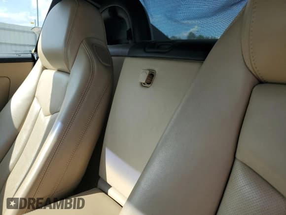 ✅ 2008 Cadillac XLR • VIN: 1G6YV36A785600957 • Лот: 72325014. Опубликован ранее на Copart с пробегом Не указан. Бесплатный доступ к архиву аукционных продаж из США и подробный отчёт об истории автомобиля на DreamBid. Изображение 10.