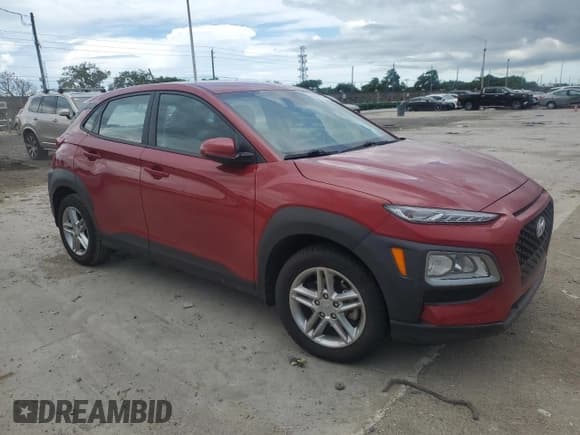 ✅ 2021 Hyundai Kona SE • VIN: KM8K12AA8MU666722 • Лот: 62420224. Опубликован ранее на Copart с пробегом Не указан. Бесплатный доступ к архиву аукционных продаж из США и подробный отчёт об истории автомобиля на DreamBid. Изображение 4.